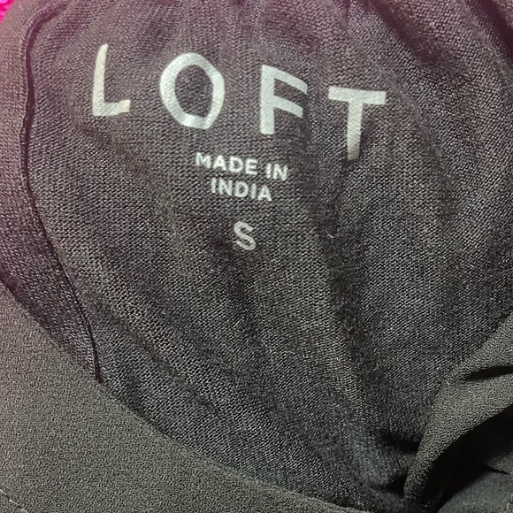 Loft Flowy Boho Embroidered Floral Long Sleeve Black Blouse Size Small Career - Picture 7 of 7